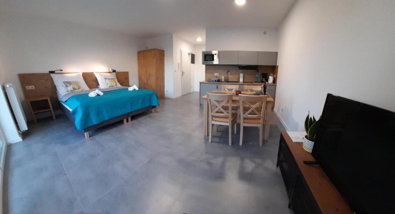 Milo Mare Apartaments Мельно Экстерьер фото