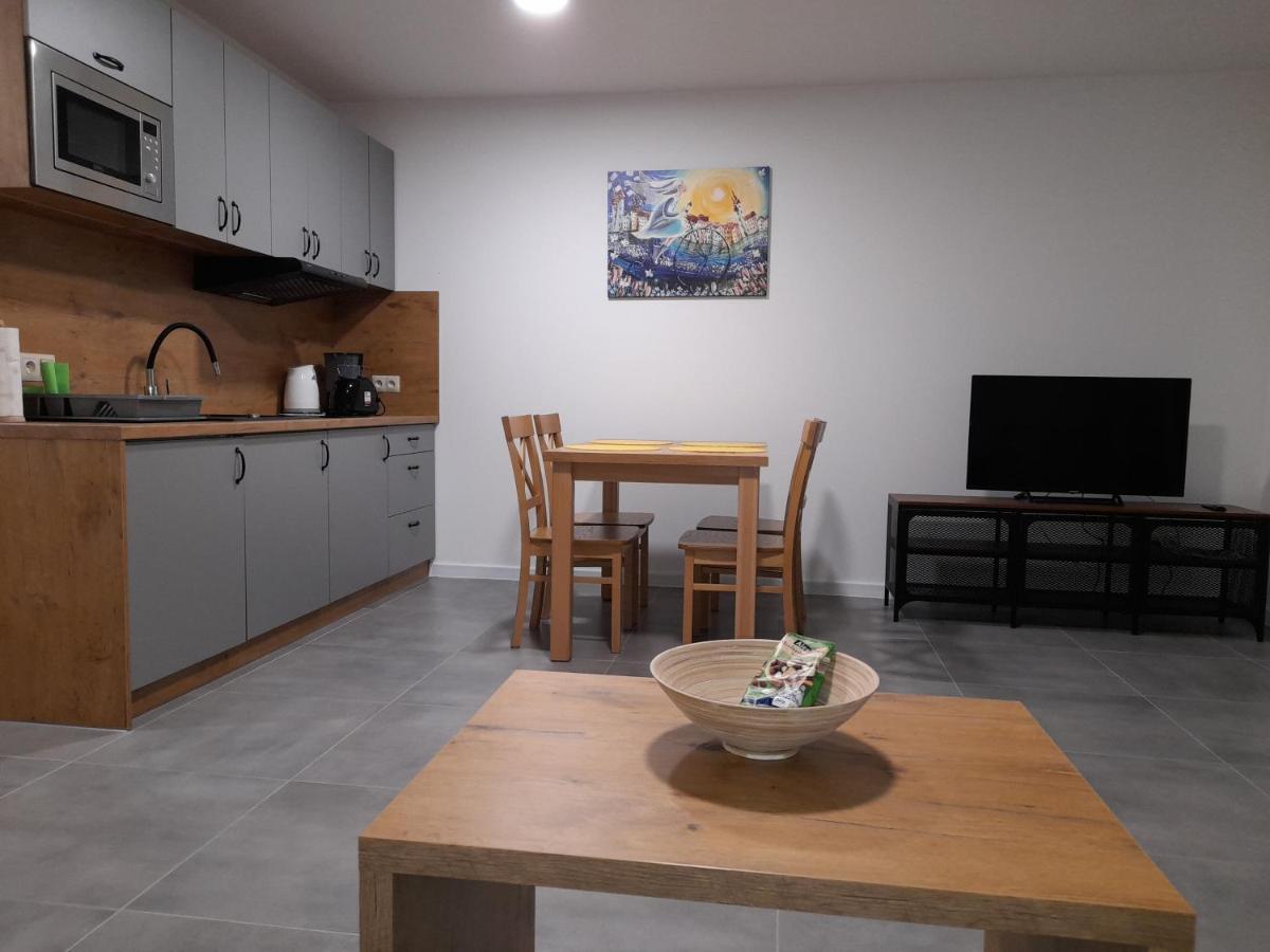 Milo Mare Apartaments Мельно Экстерьер фото