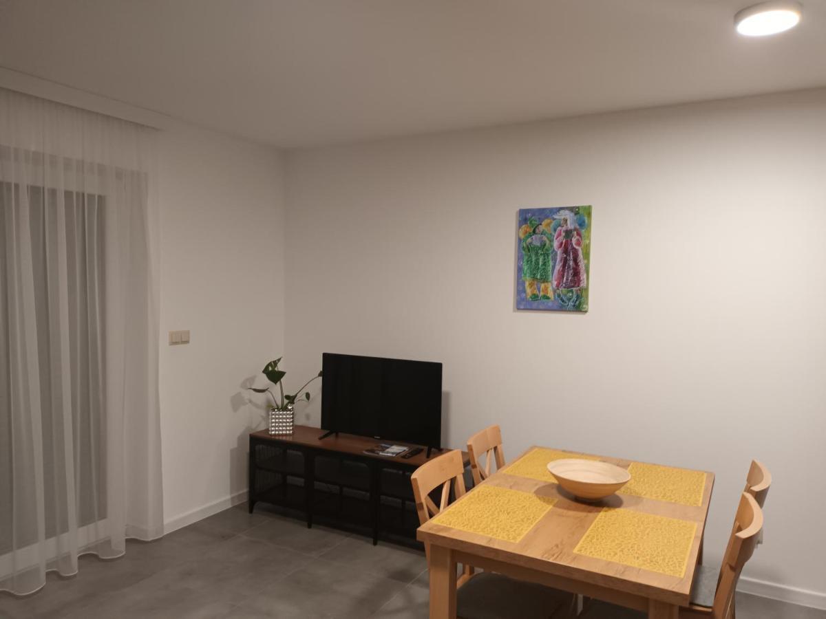 Milo Mare Apartaments Мельно Экстерьер фото