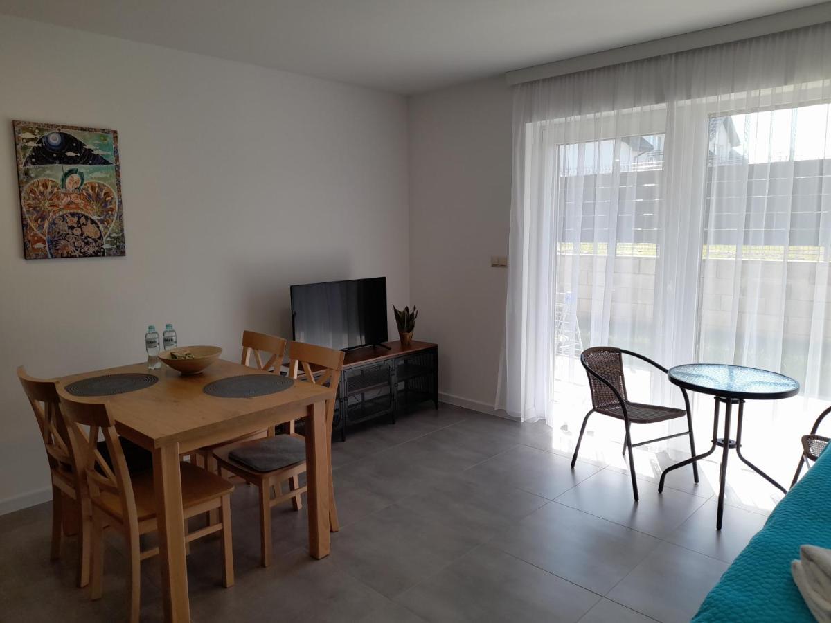 Milo Mare Apartaments Мельно Экстерьер фото